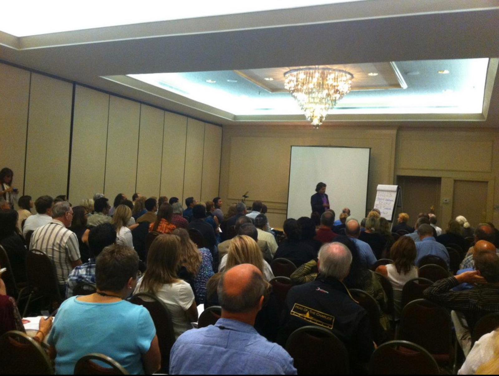 Rick Saruna teaching quit smoking methods to therapists