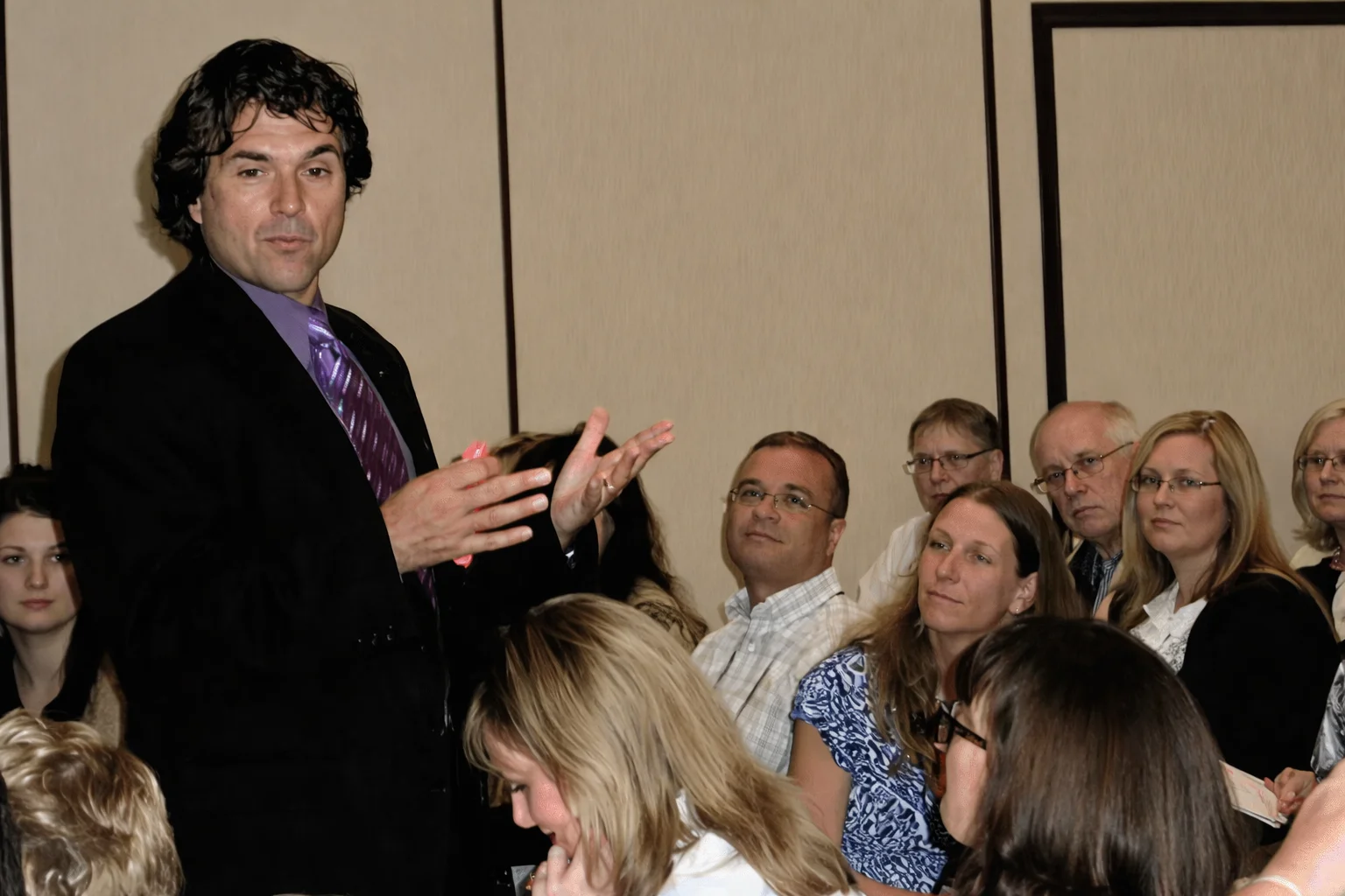 Rick Saruna providing support and guidance to quit smoking clients Windsor Ontario